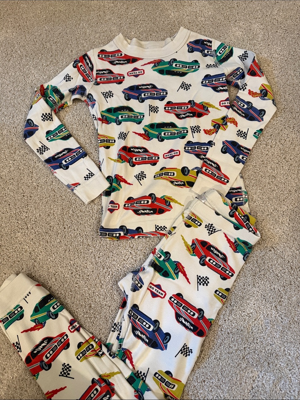 Hanna Andersson Kids White Long-Sleeve Car Print Pajama Set - Multicolor, size 8 - Picture 1 of 4